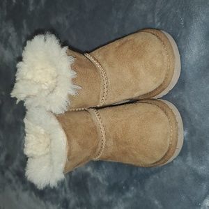Toddler girls UGG boots
